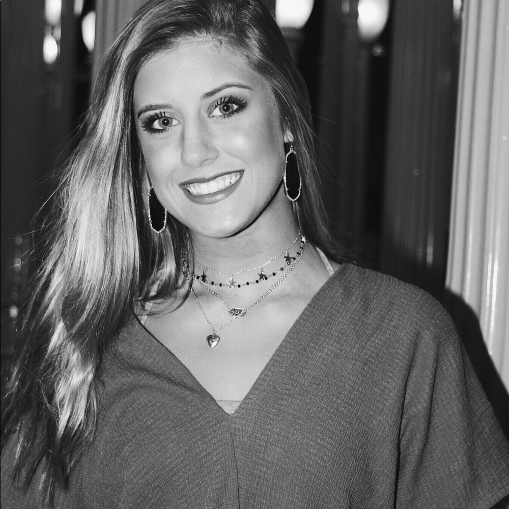 Meet your Posher, Savannah